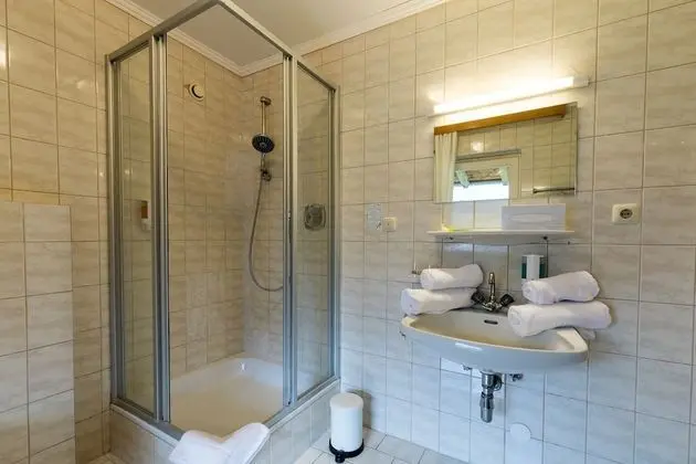 Üç Kişilik Oda, Balkon, Dağ Manzaralı