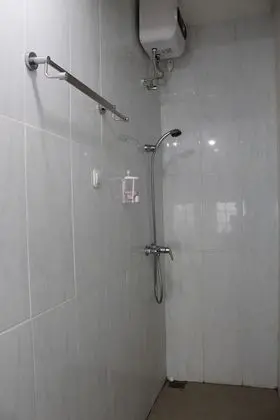 Basic Tek Büyük Yataklı Oda
