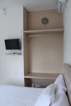 Tek Büyük Yataklı Oda (With Balcony)
