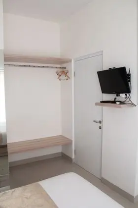 Tek Büyük Yataklı Oda (With Balcony)