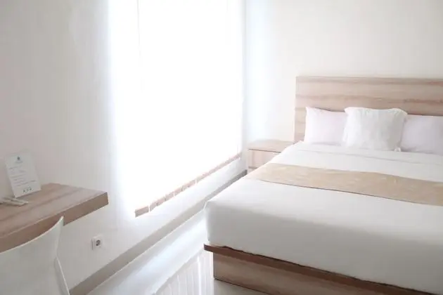Tek Büyük Yataklı Oda (With Balcony)
