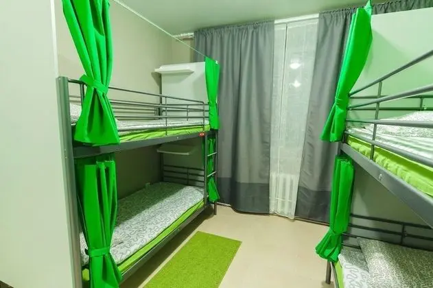 Ortak Ranzalı Oda, Karma Ranzalı Oda (1 Bed in 8 Person Dorm)