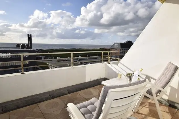Deluxe Tek Büyük Yataklı Oda, Balkon, Deniz Manzaralı