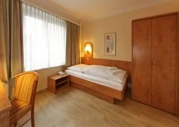 City Tek Kişilik Oda