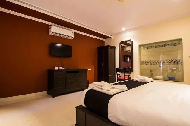 Deluxe Tek Büyük Yataklı Oda, Bahçe Manzaralı