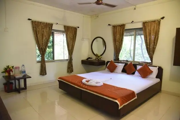 Deluxe Kır Evi (NON AC)