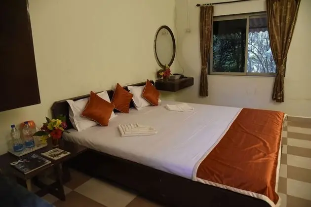 Deluxe Kır Evi (NON AC)