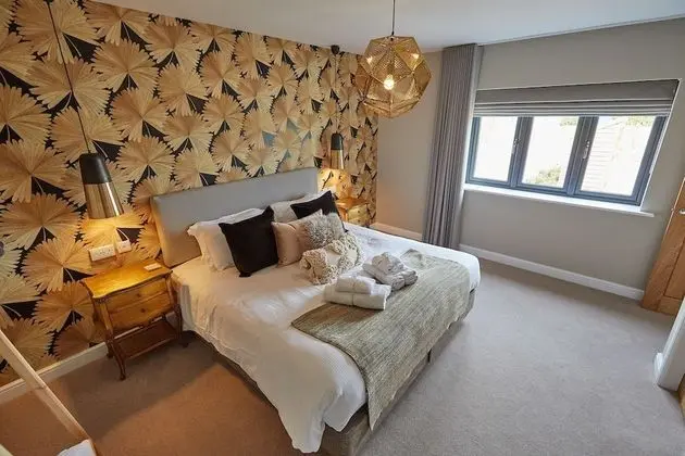 Barn, 5 Bedrooms