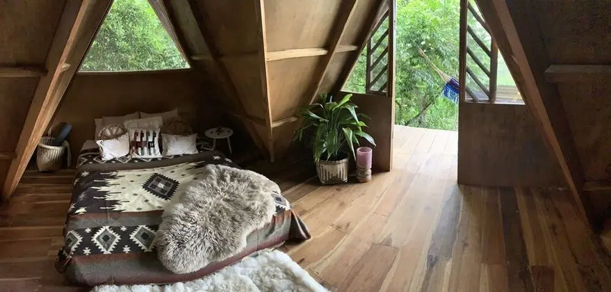 Oda, 1 Büyük (Queen) Boy Yatak