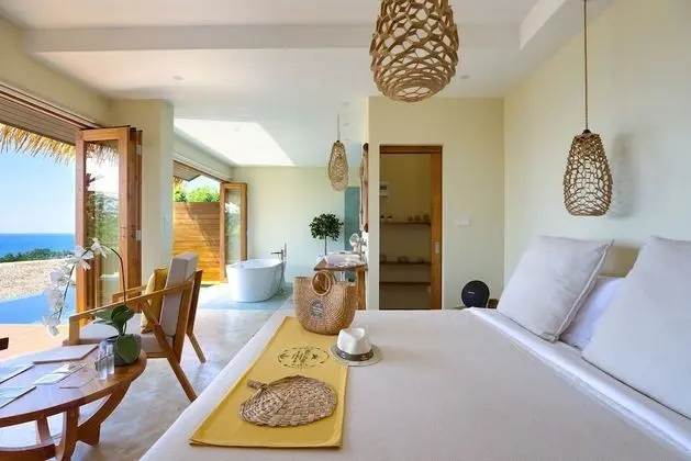 Loupita Luxury Cottage