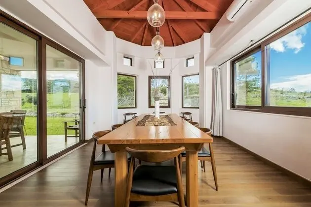 Superior Villa