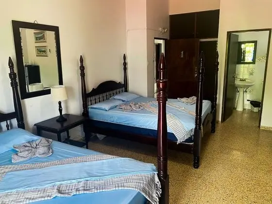 Valero Room 1