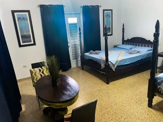 Valero Room 1