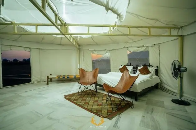 Luxury Tek Büyük Yataklı Oda