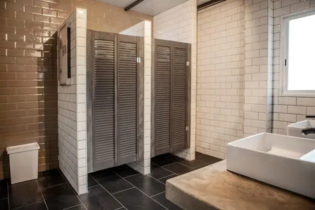 Ortak Ranzalı Oda, Karma Ranzalı Oda, Ortak Banyo (1 bed in 5 Bed Dorm)