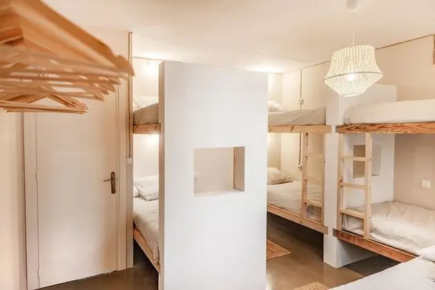Ortak Ranzalı Oda, Karma Ranzalı Oda, Ortak Banyo (1 bed in 7 Bed Dorm)