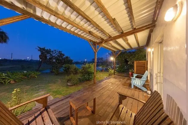 Comfort Dört Kişilik Oda, 2 Çift Kişilik Yatak, Balkon/Veranda, Avlu
