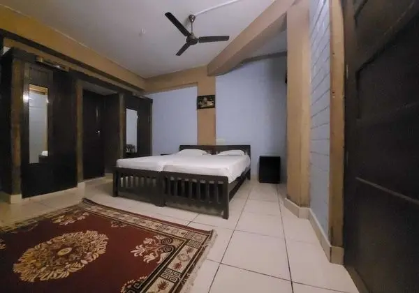 Standard Üç Kişilik Oda