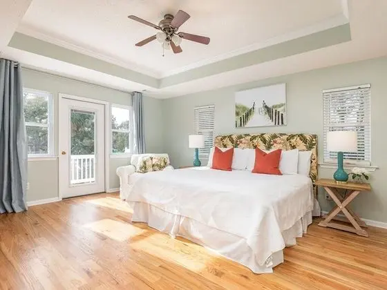 Ev, Birden Çok Yatak, Havuz Kullanımı, Havuz Manzaralı