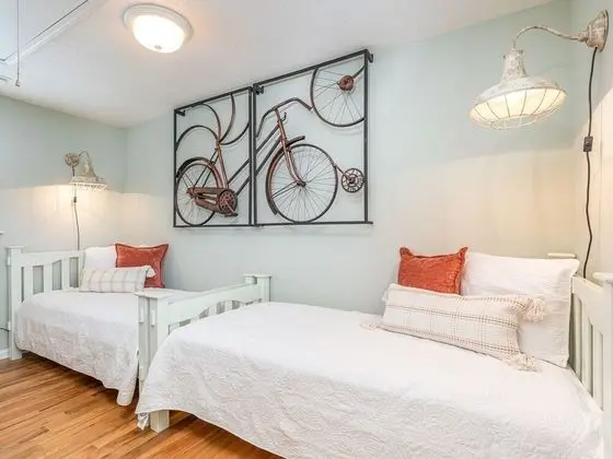 Ev, Birden Çok Yatak, Havuz Kullanımı, Havuz Manzaralı