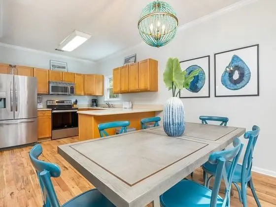 Ev, Birden Çok Yatak, Havuz Kullanımı, Havuz Manzaralı