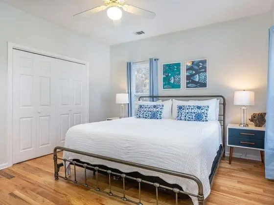 Ev, Birden Çok Yatak, Havuz Kullanımı, Havuz Manzaralı