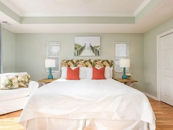 Ev, Birden Çok Yatak, Havuz Kullanımı, Havuz Manzaralı