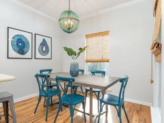 Ev, Birden Çok Yatak, Havuz Kullanımı, Havuz Manzaralı