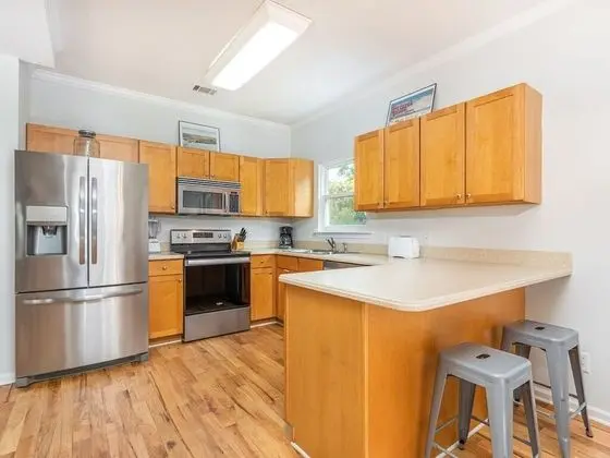 Ev, Birden Çok Yatak, Havuz Kullanımı, Havuz Manzaralı