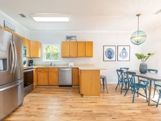 Ev, Birden Çok Yatak, Havuz Kullanımı, Havuz Manzaralı