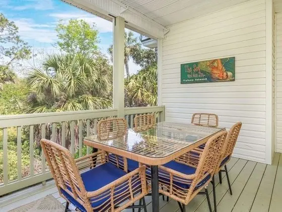 Ev, Birden Çok Yatak, Havuz Kullanımı, Havuz Manzaralı