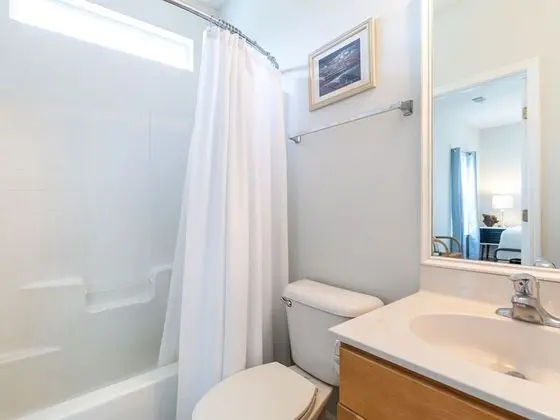 Ev, Birden Çok Yatak, Havuz Kullanımı, Havuz Manzaralı