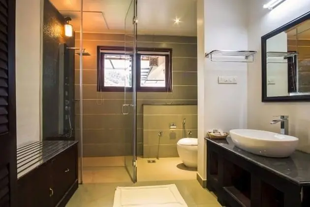 Deluxe Stüdyo, 1 En Büyük (King) Boy Yatak