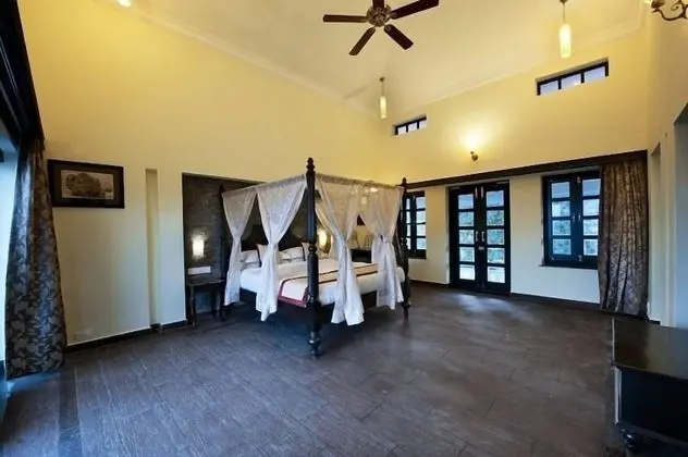 Superior Kır Evi, Tepe Manzaralı