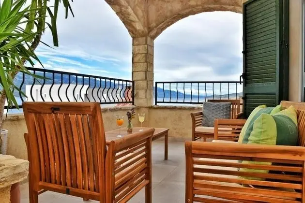 Exclusive Apart Daire, 2 Yatak Odası, Havuz Kullanımı, Deniz Manzaralı