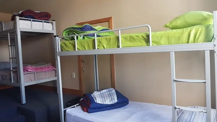 Ortak Ranzalı Oda, Karma Ranzalı Oda, Ortak Banyo