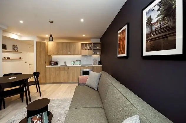 Wilde One-Bedroom Open-Plan