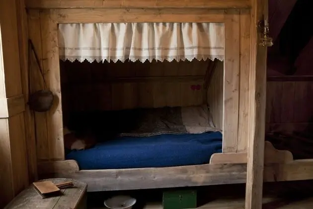 Traditional Ortak Ranzalı Oda, 1 Büyük (Queen) Boy Yatak