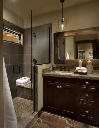 Deluxe Wilderness Suite 3