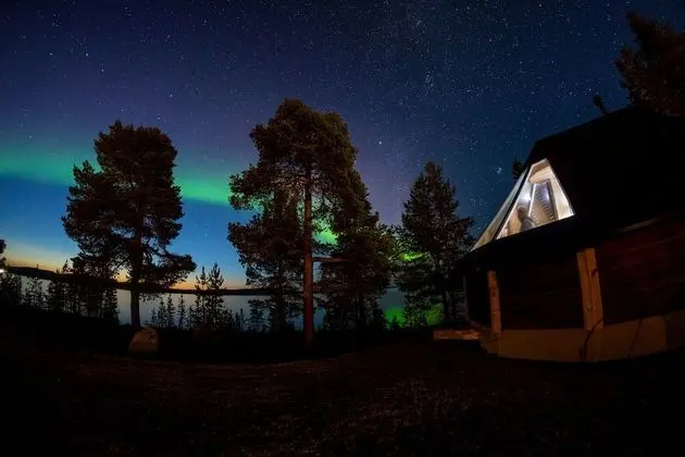 Aurora Cabin