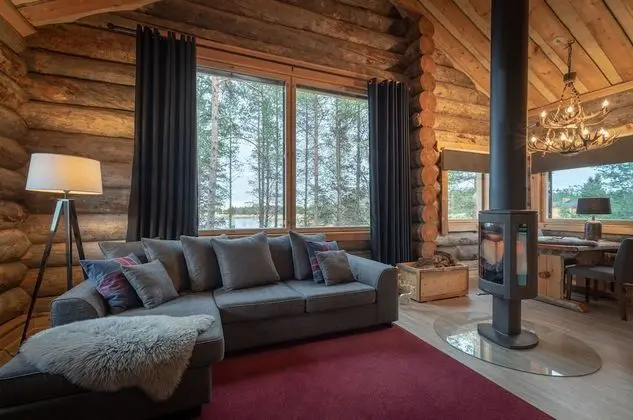Log Cabin