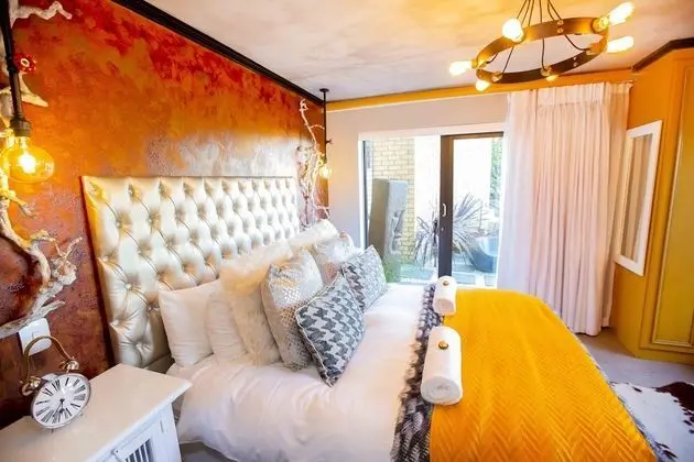 Design Süit, 1 Büyük (Queen) Boy Yatak, Kısmi Deniz Manzaralı