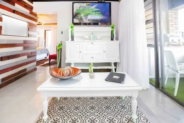 Design Süit, 1 Büyük (Queen) Boy Yatak, Kısmi Deniz Manzaralı