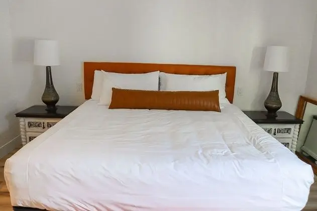 Premium Oda, 1 En Büyük (King) Boy Yatak