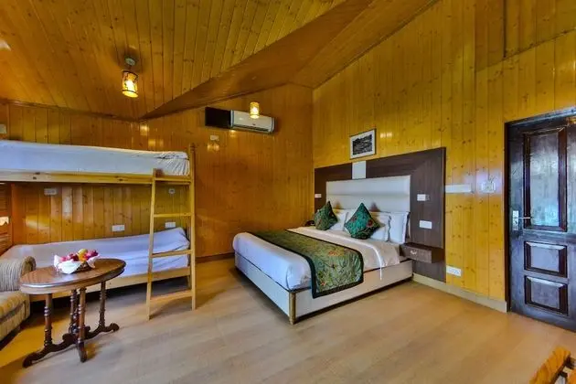 Super Deluxe Family Suite