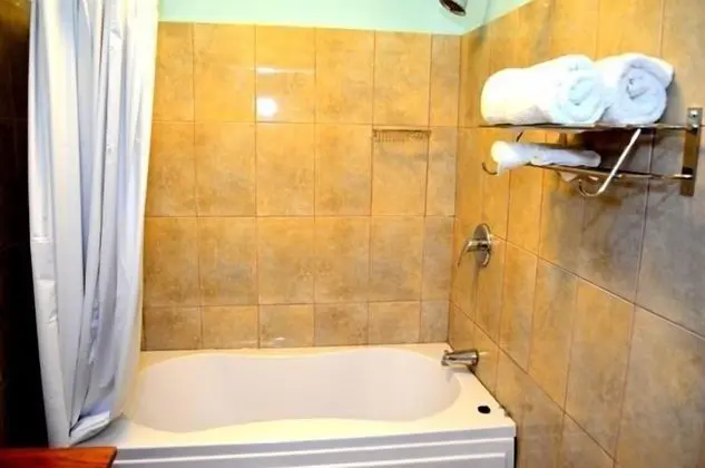 Standard Oda, 2 Çift Kişilik Yatak, Buzdolabı ve Mikrodalga
