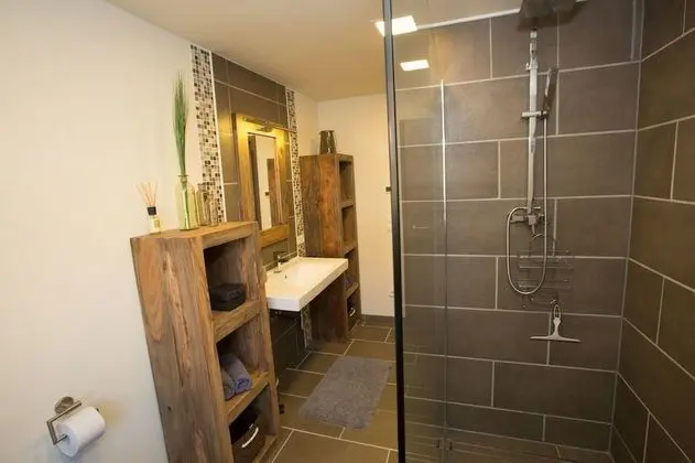 Luxury Daire (Kolonial)