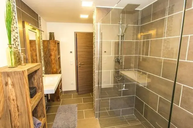 Luxury Daire (Kolonial)