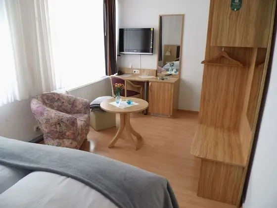 Comfort Tek Büyük Yataklı Oda