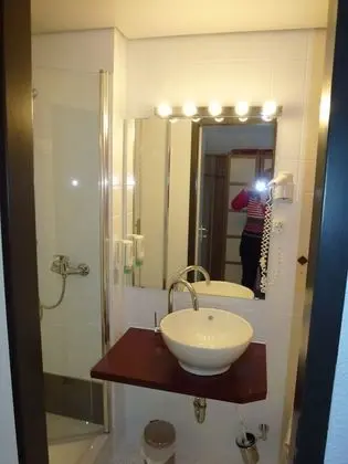 Comfort Tek Büyük Yataklı Oda